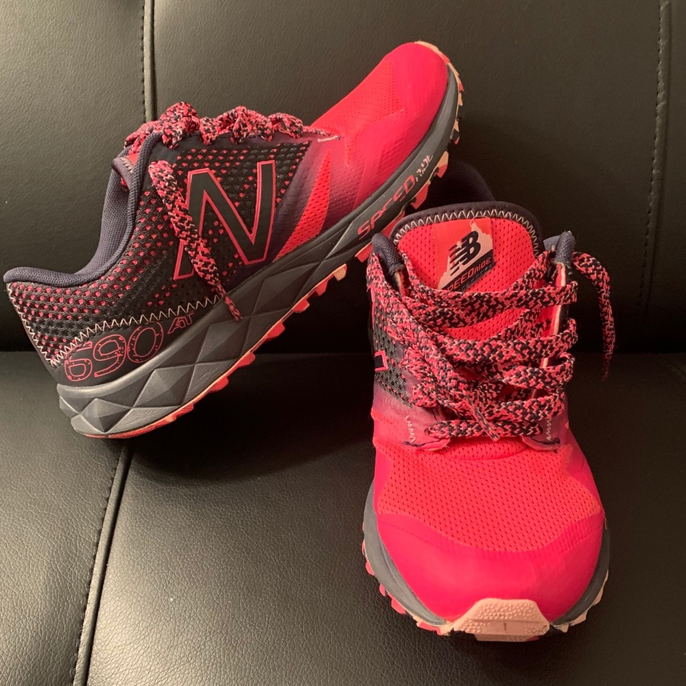 New Balance 690 Women’s 7.5